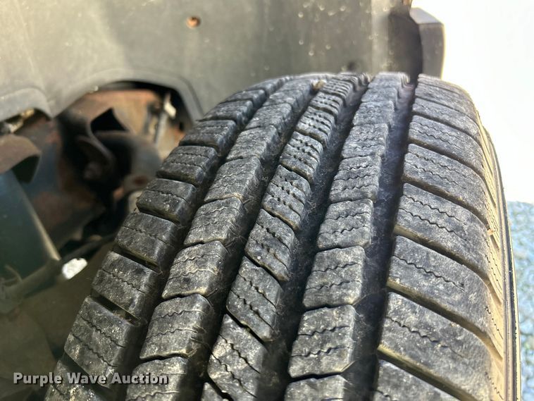 image for item EK4879 2003 Chevrolet  Suburban  SUV