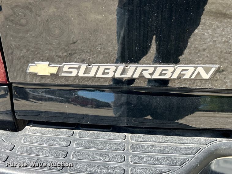 image for item EK4879 2003 Chevrolet  Suburban  SUV