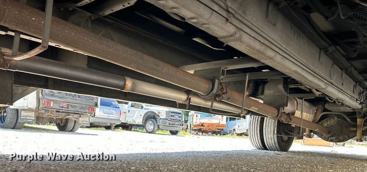 image for item EK4883 2015 Forest River F550 Super Duty XL shuttle bus