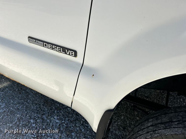 image for item EK4884 2002 Ford F550 Super Duty XLT utility / service truck