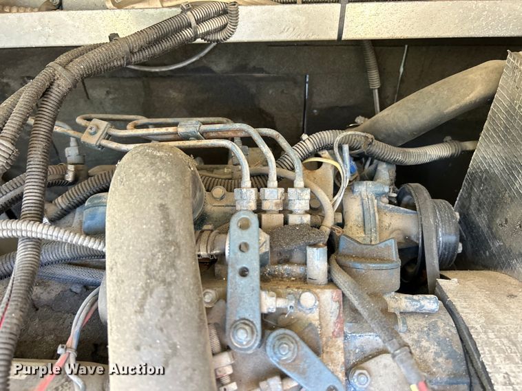 image for item EK4884 2002 Ford F550 Super Duty XLT utility / service truck