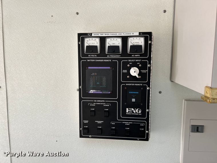 image for item EK4884 2002 Ford F550 Super Duty XLT utility / service truck