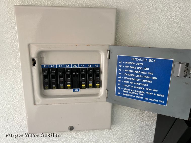 image for item EK4884 2002 Ford F550 Super Duty XLT utility / service truck