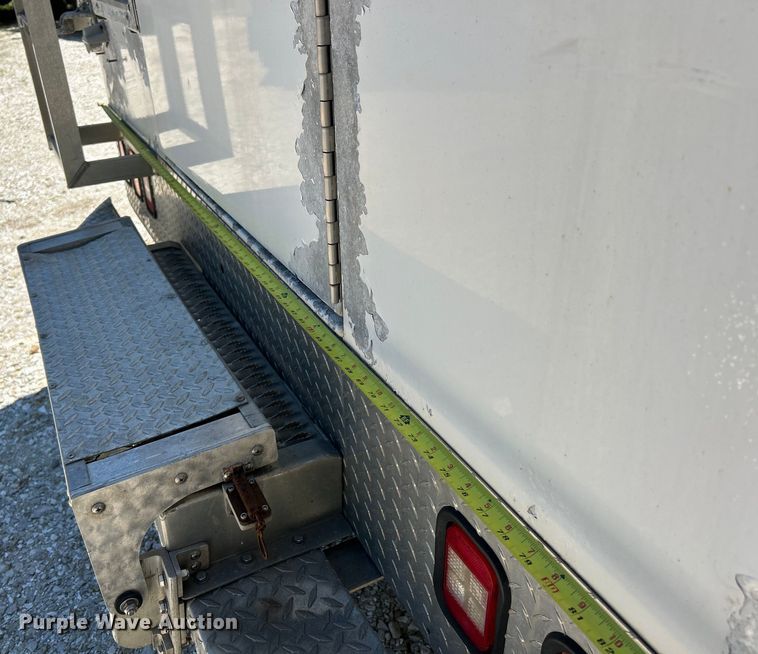 image for item EK4884 2002 Ford F550 Super Duty XLT utility / service truck