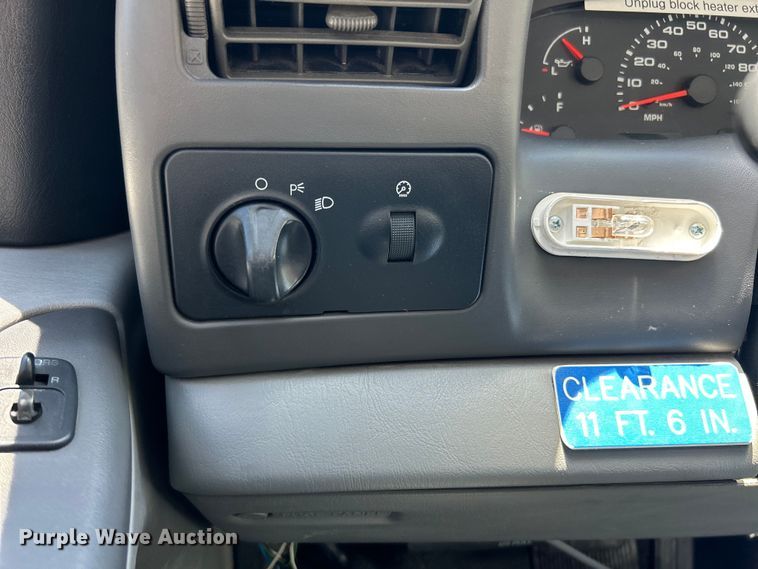 image for item EK4884 2002 Ford F550 Super Duty XLT utility / service truck