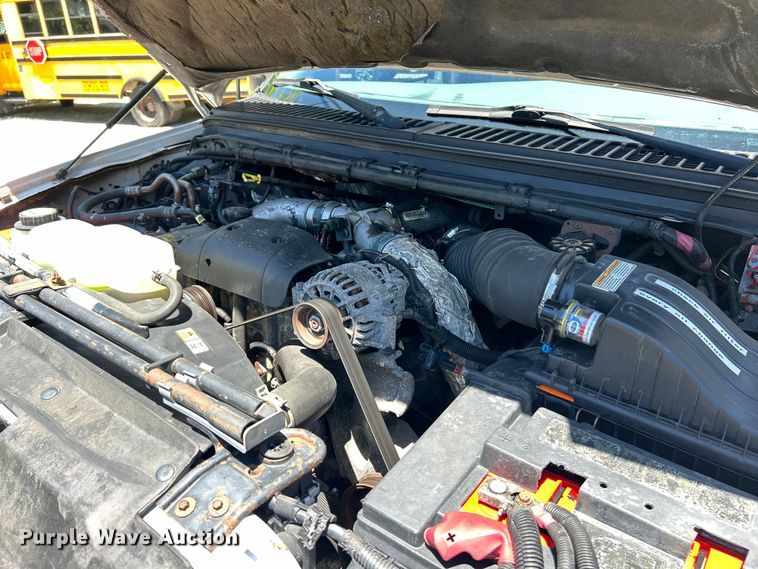 image for item EK4884 2002 Ford F550 Super Duty XLT utility / service truck