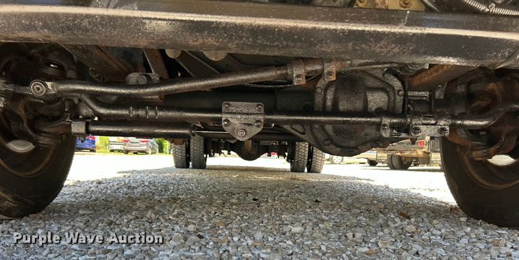 image for item EK4884 2002 Ford F550 Super Duty XLT utility / service truck