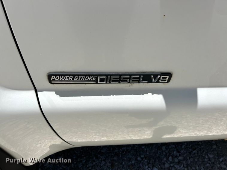 image for item EK4884 2002 Ford F550 Super Duty XLT utility / service truck
