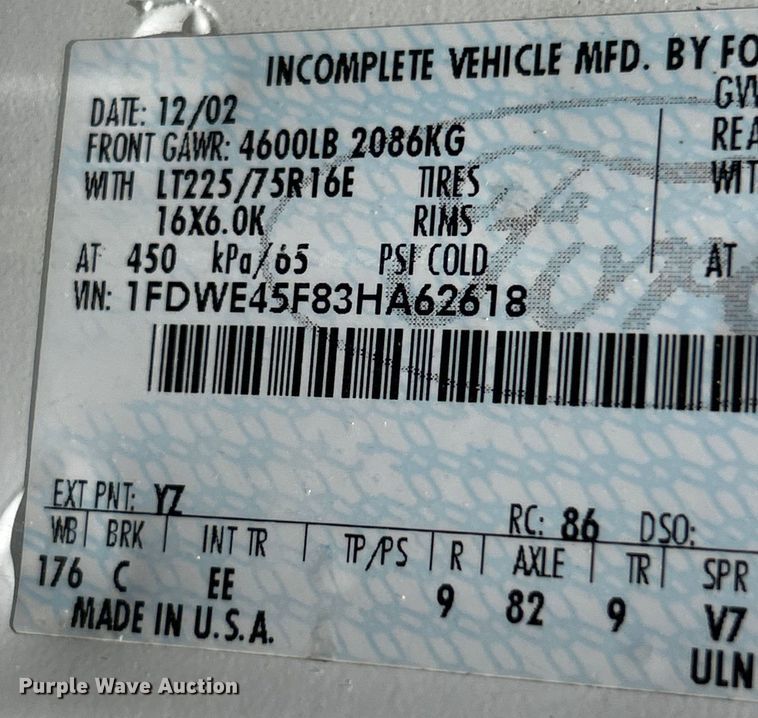 image for item EK4885 2003 Ford E450 Super Duty shuttle bus