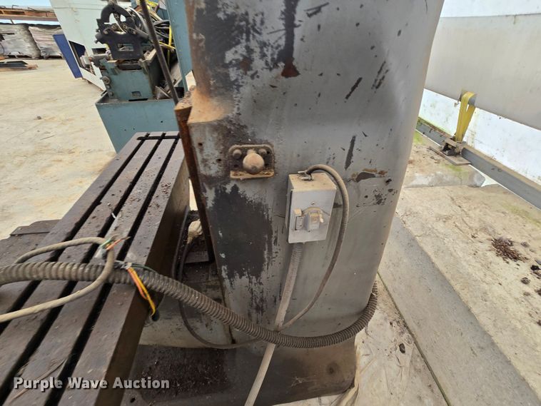 image for item EK6032 Bridgeport  milling machine