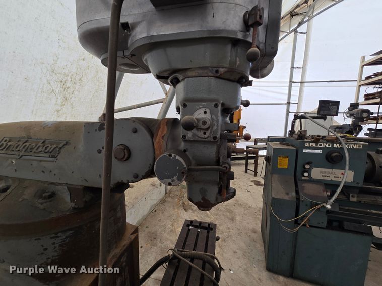image for item EK6032 Bridgeport  milling machine