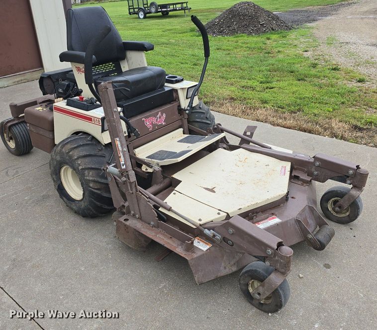 image for item EK6118 Grasshopper  618 ZTR lawn mower