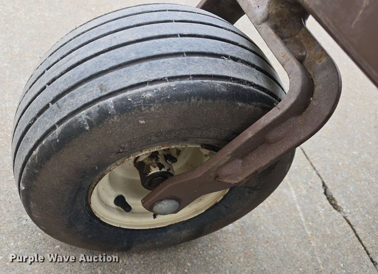 image for item EK6118 Grasshopper  618 ZTR lawn mower