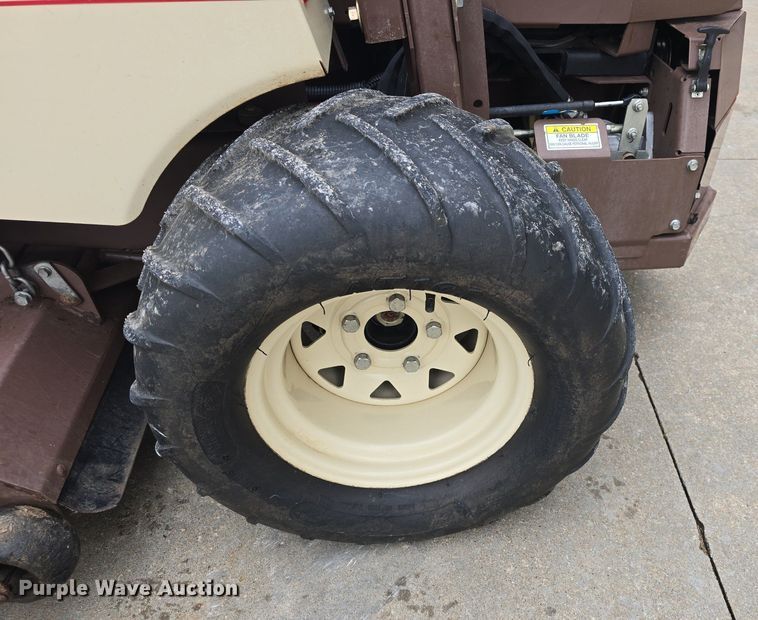 image for item EK6121 Grasshopper  428D ZTR lawn mower