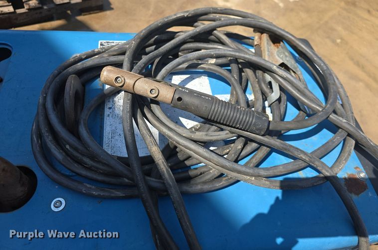 image for item EK6123 Miller Trailblazer 302 welder/generator