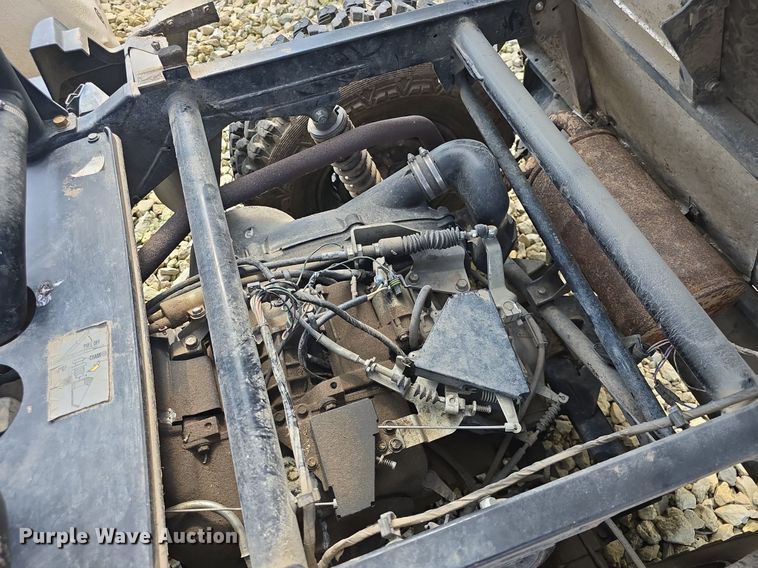 image for item EK6130 2010 Kawasaki  Mule 610 XC utility vehicle