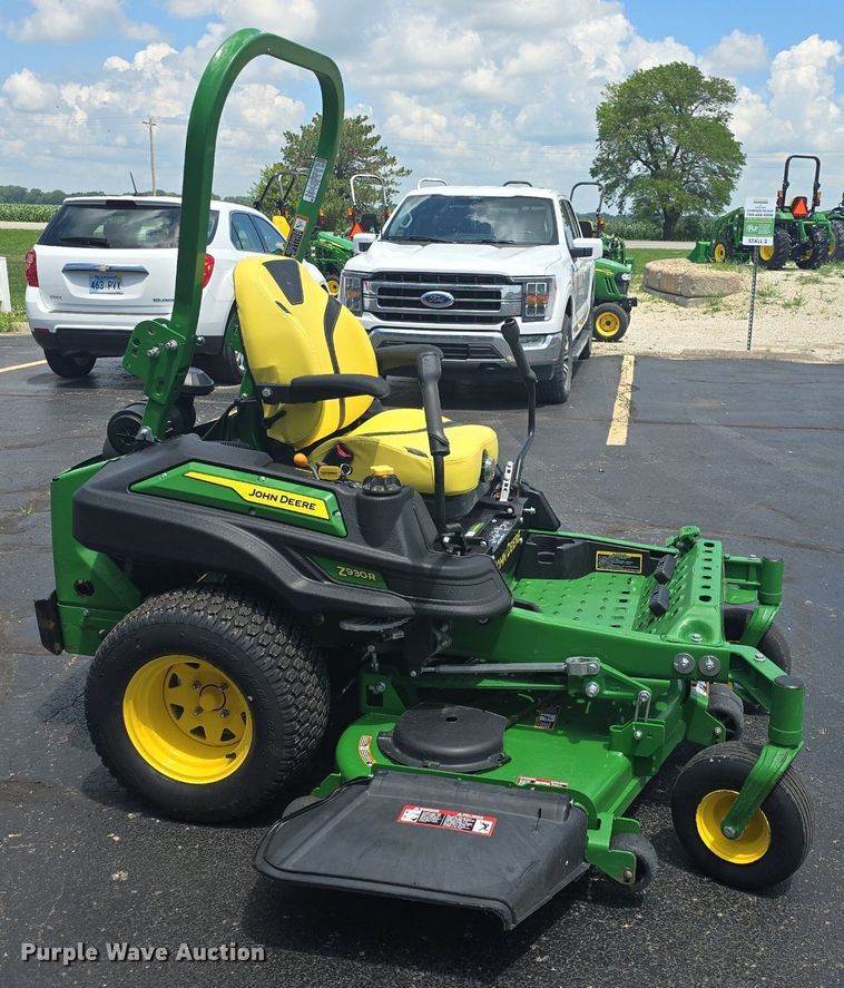 image for item EK6131 2021 John Deere Z930R ZTR lawn mower