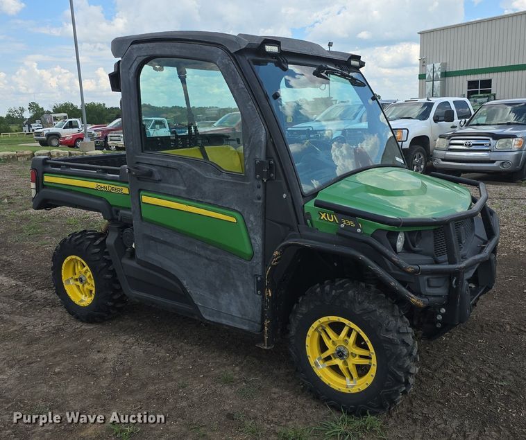 image for item EK6132 2018 John Deere XUV835M utility vehicle
