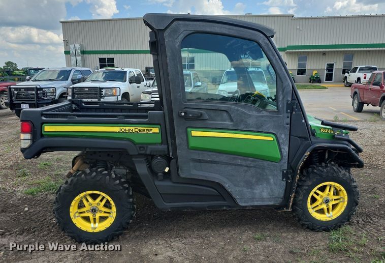 image for item EK6132 2018 John Deere XUV835M utility vehicle