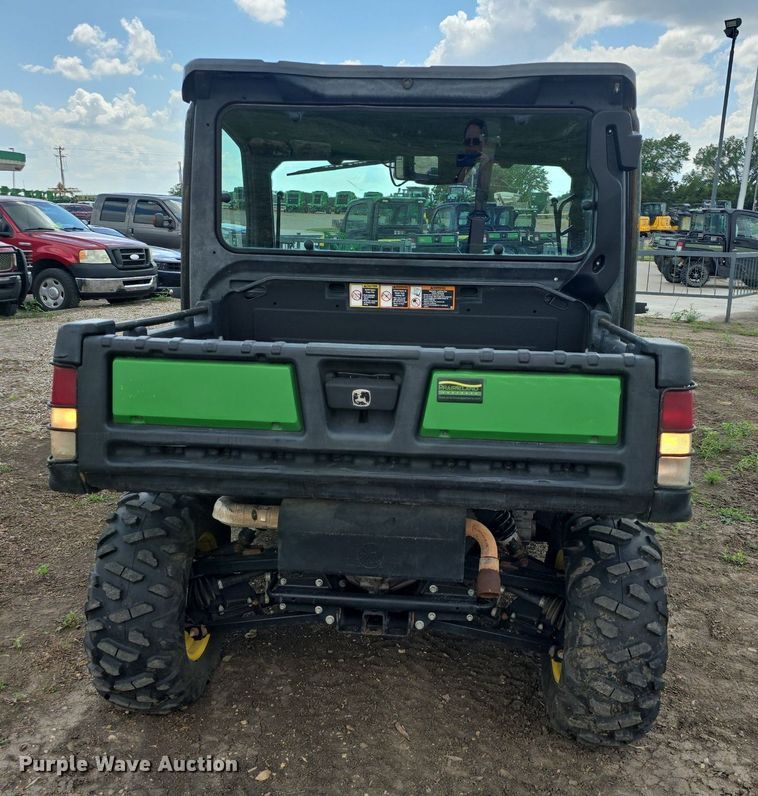 image for item EK6132 2018 John Deere XUV835M utility vehicle