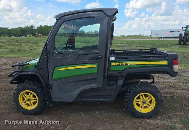 image for item EK6132 2018 John Deere XUV835M utility vehicle