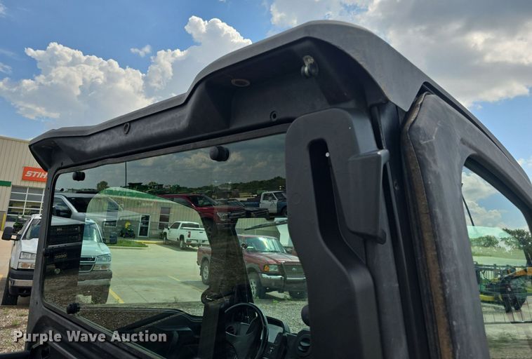 image for item EK6132 2018 John Deere XUV835M utility vehicle