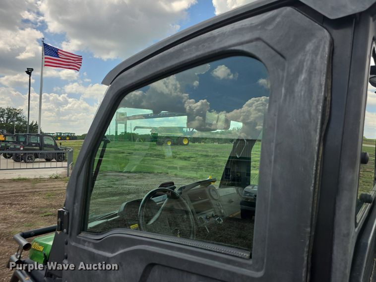 image for item EK6132 2018 John Deere XUV835M utility vehicle