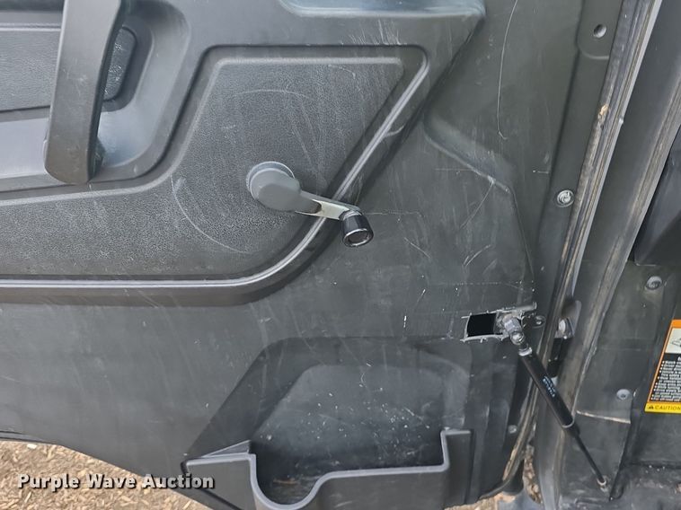 image for item EK6132 2018 John Deere XUV835M utility vehicle