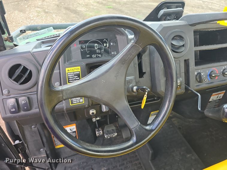 image for item EK6132 2018 John Deere XUV835M utility vehicle