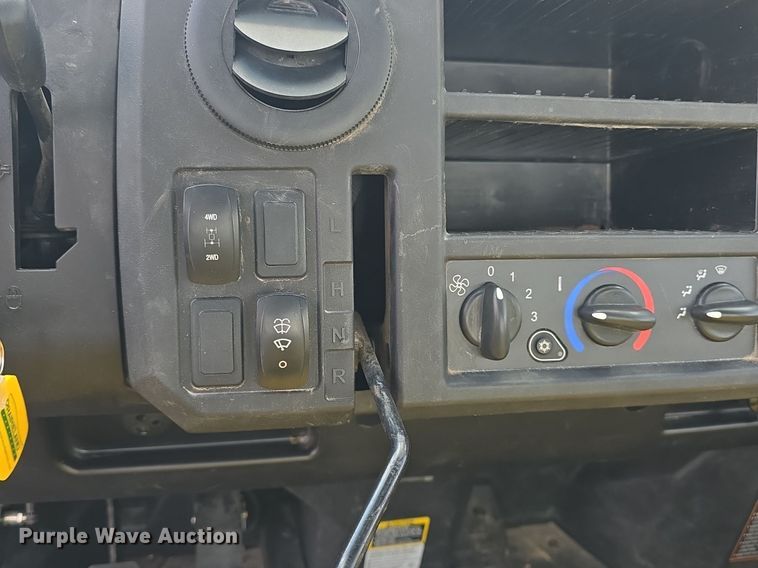 image for item EK6132 2018 John Deere XUV835M utility vehicle