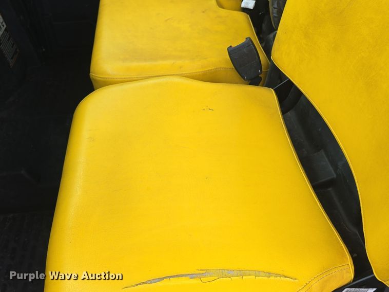 image for item EK6132 2018 John Deere XUV835M utility vehicle