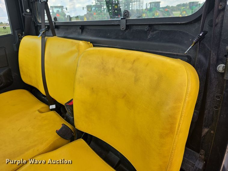 image for item EK6132 2018 John Deere XUV835M utility vehicle