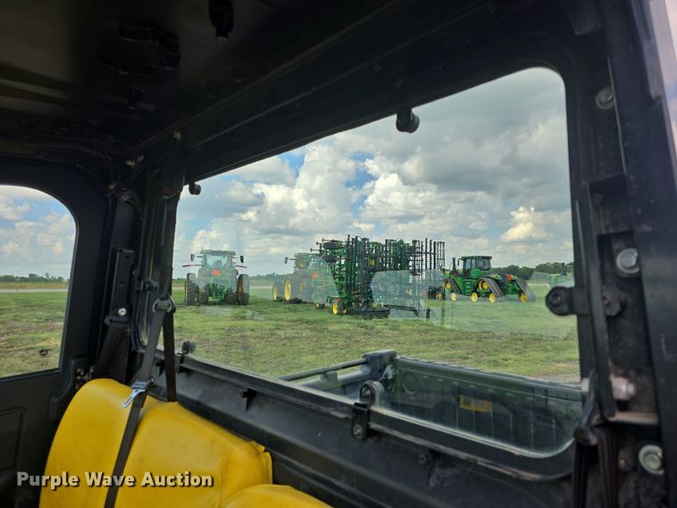 image for item EK6132 2018 John Deere XUV835M utility vehicle