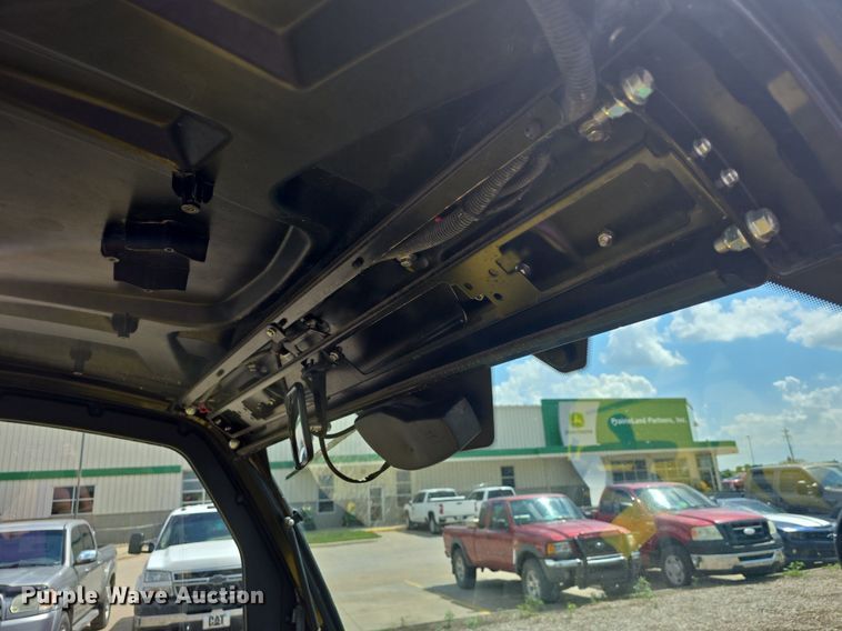 image for item EK6132 2018 John Deere XUV835M utility vehicle