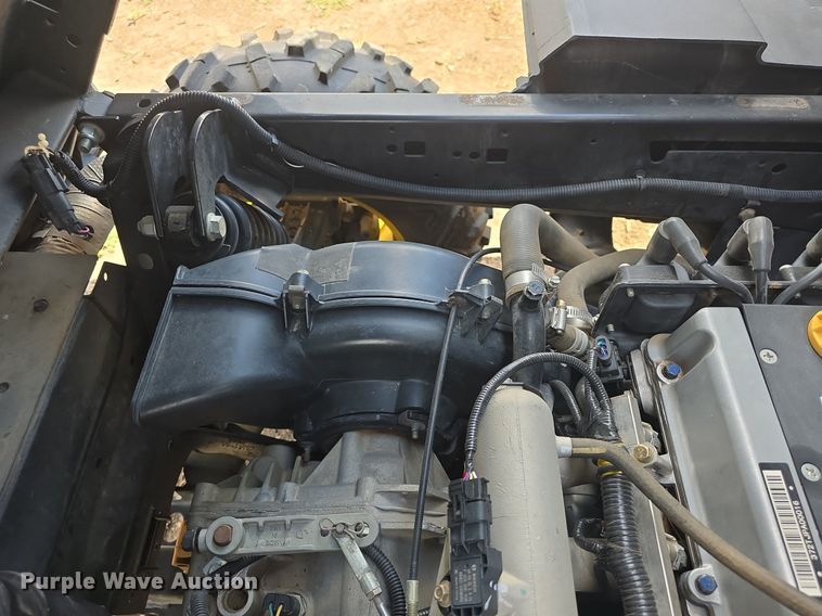 image for item EK6132 2018 John Deere XUV835M utility vehicle