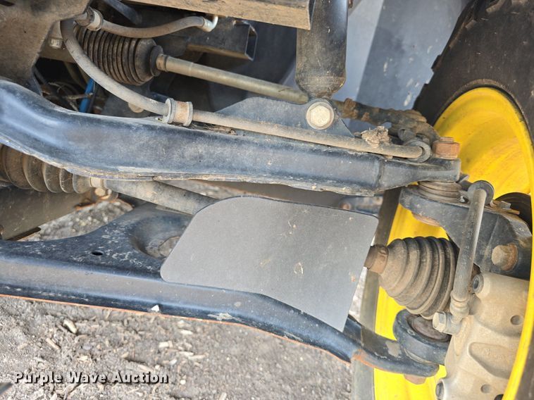 image for item EK6132 2018 John Deere XUV835M utility vehicle