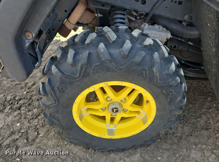 image for item EK6132 2018 John Deere XUV835M utility vehicle