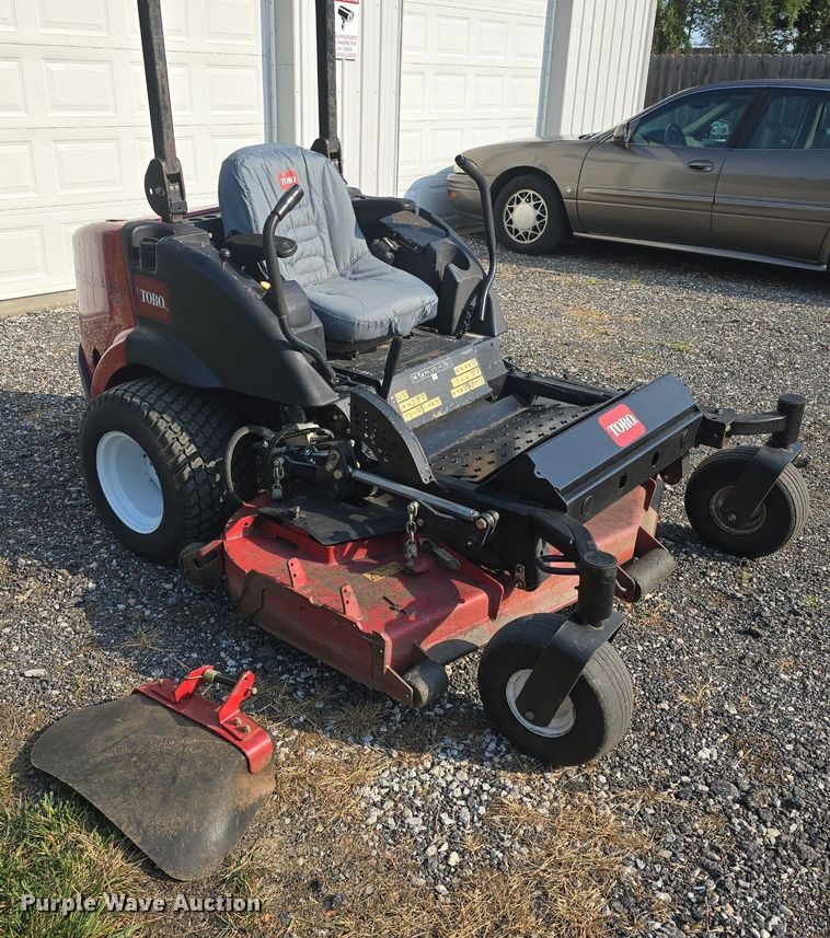 image for item EK6209 2017 Toro Groundsmaster 7210 ZTR lawn mower