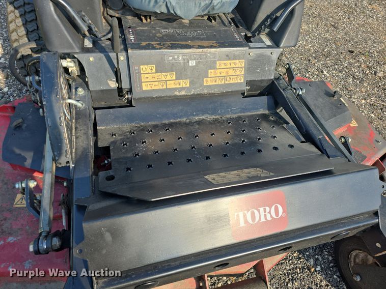 image for item EK6209 2017 Toro Groundsmaster 7210 ZTR lawn mower