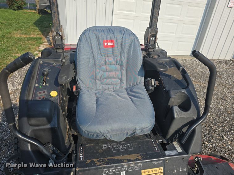 image for item EK6209 2017 Toro Groundsmaster 7210 ZTR lawn mower