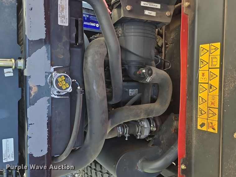 image for item EK6209 2017 Toro Groundsmaster 7210 ZTR lawn mower