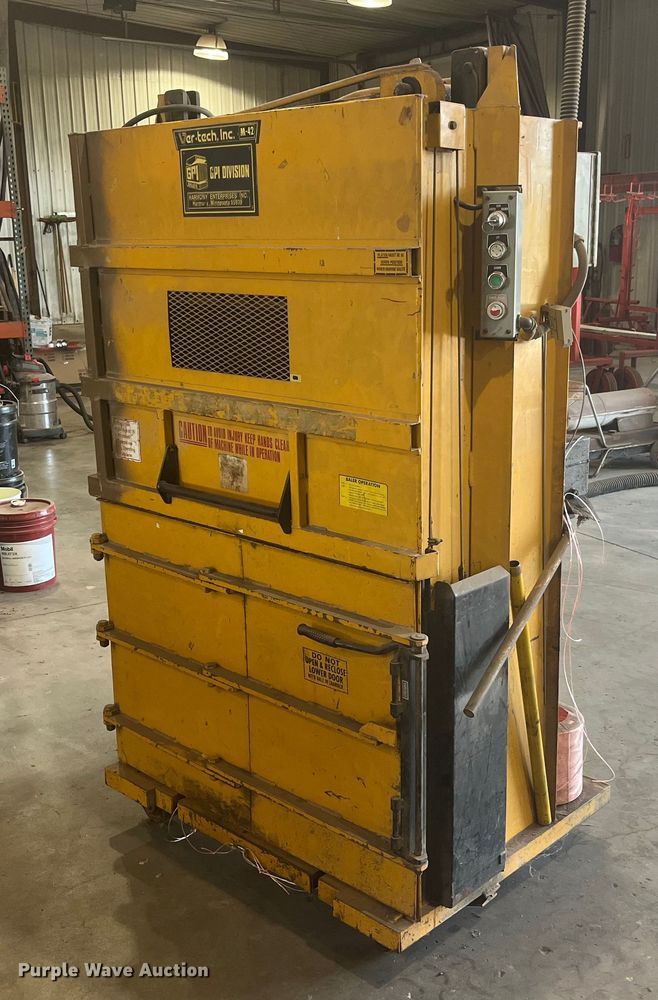 image for item EK8703 GPI M42BC cardboard baler 