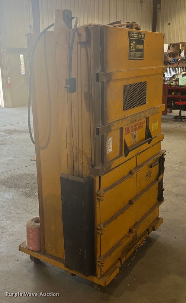 image for item EK8703 GPI M42BC cardboard baler 