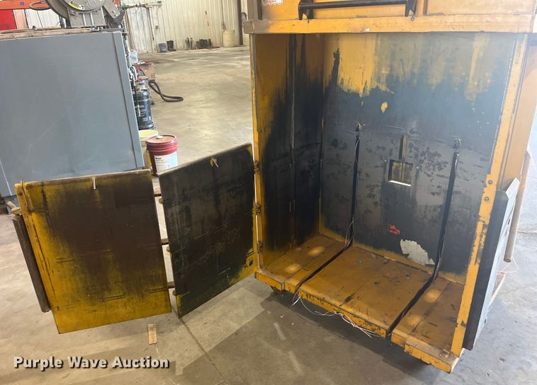 image for item EK8703 GPI M42BC cardboard baler 