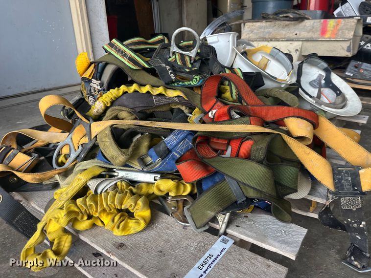 image for item EK8735 Safety equipment 