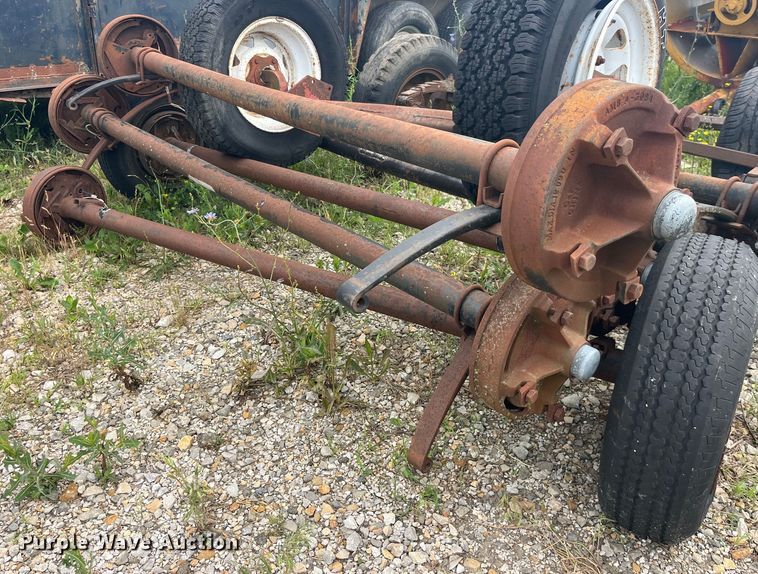 image for item EK8768 Trailer parts