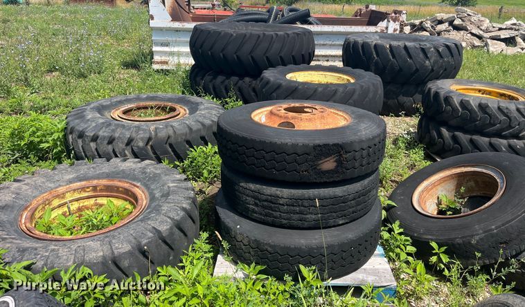 image for item EK8773 Approximately 36 tires and wheels