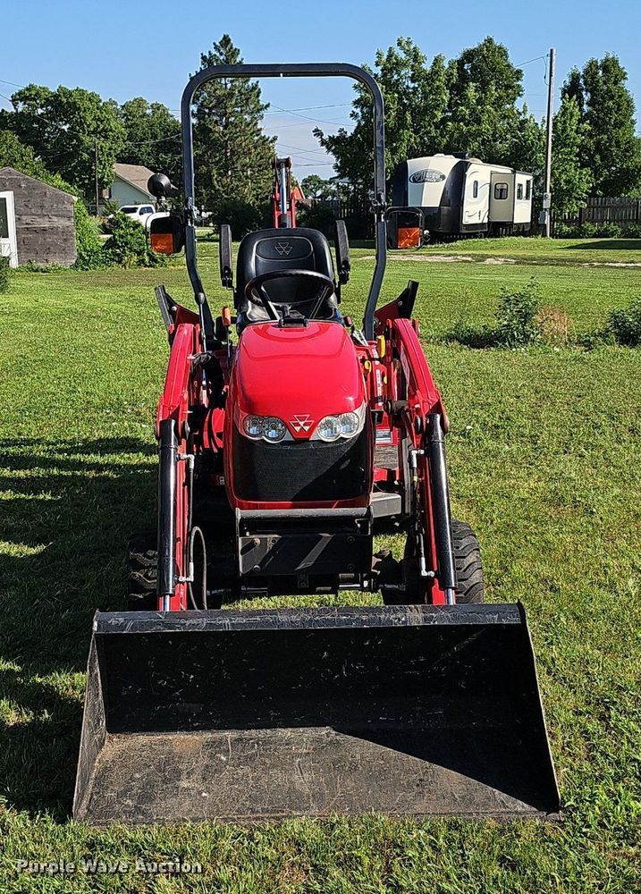 image for item IO9982 2018 Massey Ferguson TLB GC1720 MFWD tractor