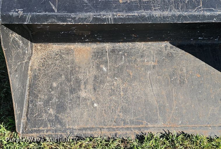 image for item IO9982 2018 Massey Ferguson TLB GC1720 MFWD tractor