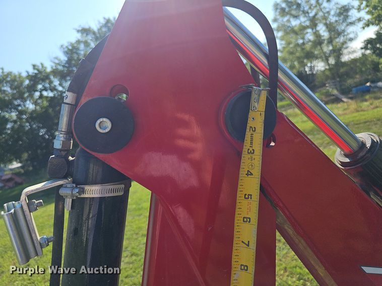 image for item IO9982 2018 Massey Ferguson TLB GC1720 MFWD tractor